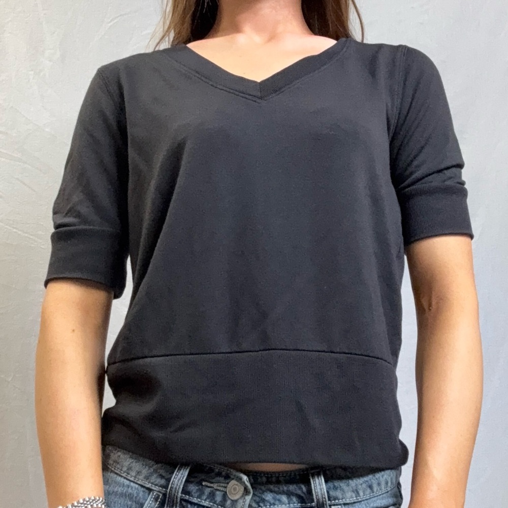 Black V-Neck Short Sleeve Top